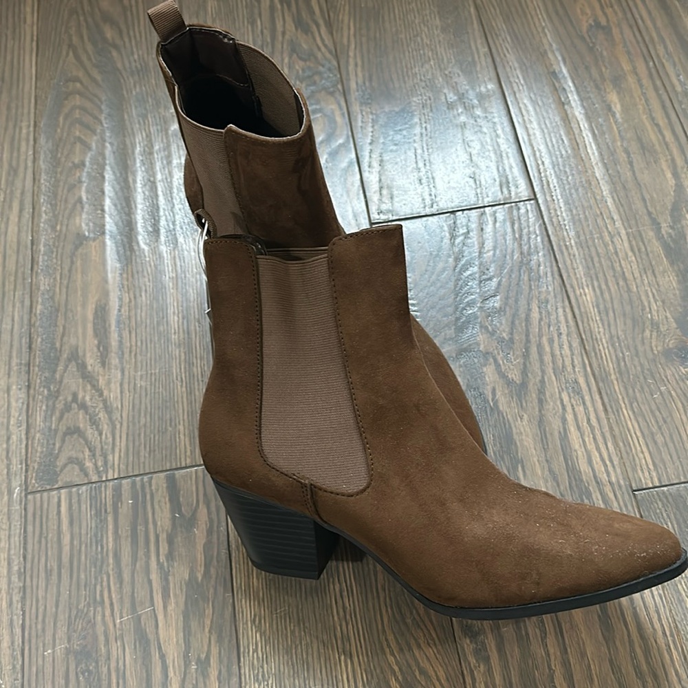 NWT Gap Everyday Bootie